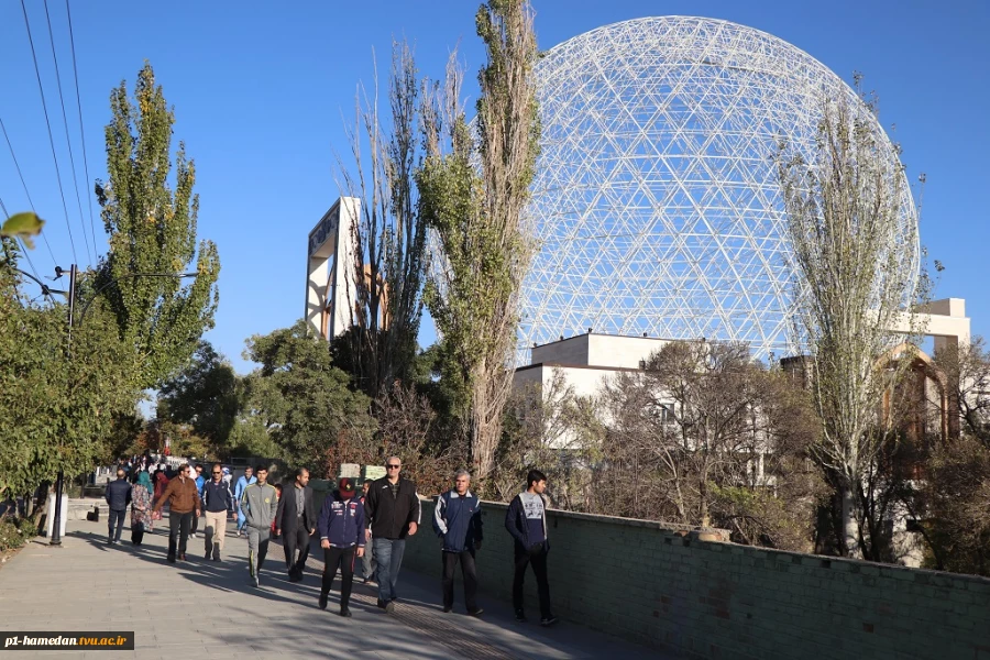 همایش پیاده روی خانوادگی کارکنان و اساتید دانشگاه فنی و حرفه ای شهر همدان برگزار شد 4