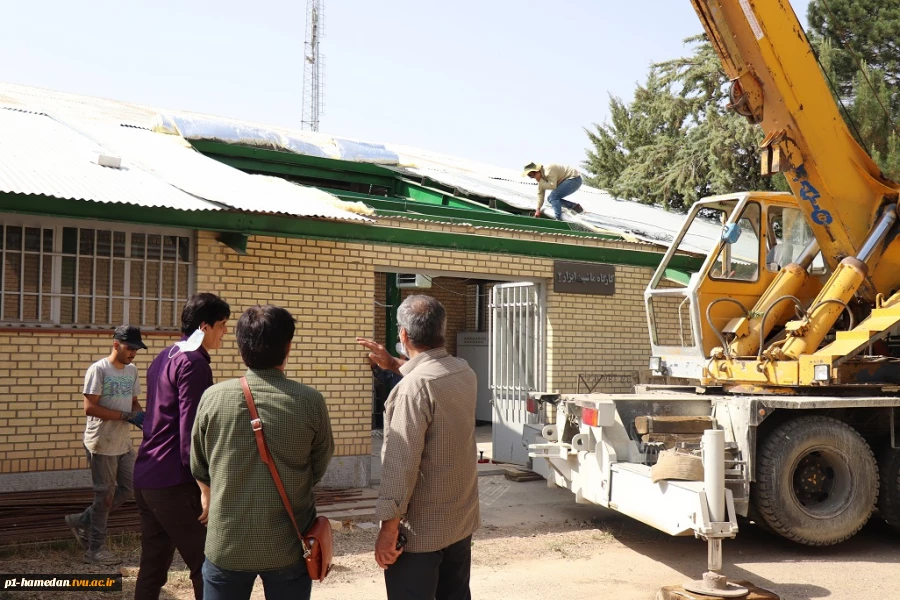 به گزارش روابط عمومی دانشگاه فنی و حرفه ای استان همدان، در راستای تجهیز آزمایشگاه مرکزی کد کم، دستگاه فرز  Cnc  vmc-850 به آموزشکده شهید مفتح همدان انتقال داده شد.  6