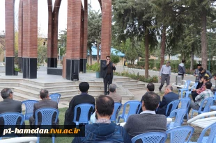 به مناسبت ولادت باسعادت امام حسن عسگری(ع) مراسم جشن و مولودی خوانی برگزارشد. 2