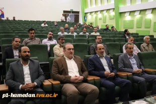 همگام با سراسر دانشگاه های کشور
مراسم گرامیداشت سالروز شهادت دکتر چمران و روز ملی بسیج اساتید در دانشگاه فنی و حرفه ای استان همدان برگزار شد 5