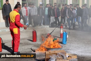 برگزاری مانور مدیریت بحران واطفاء حریق در دانشکده شهید مفتح 3